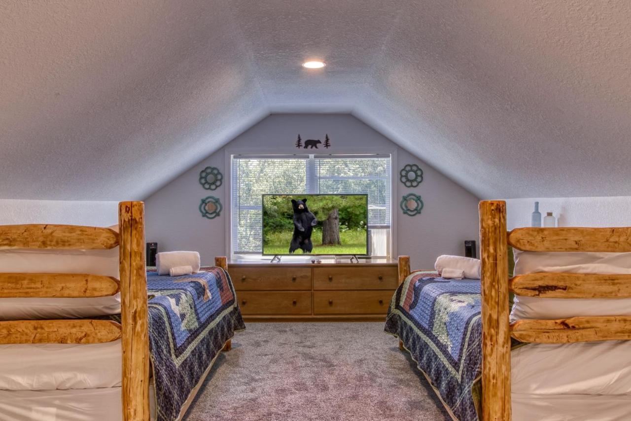 Baby Bear By Honeybearcabins Sevierville Exterior photo